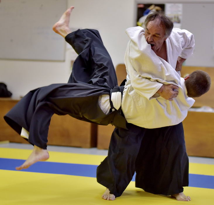 Aïkido Patrac Claude professeur de St Martin et Montrottier aikido un art martial de self défense